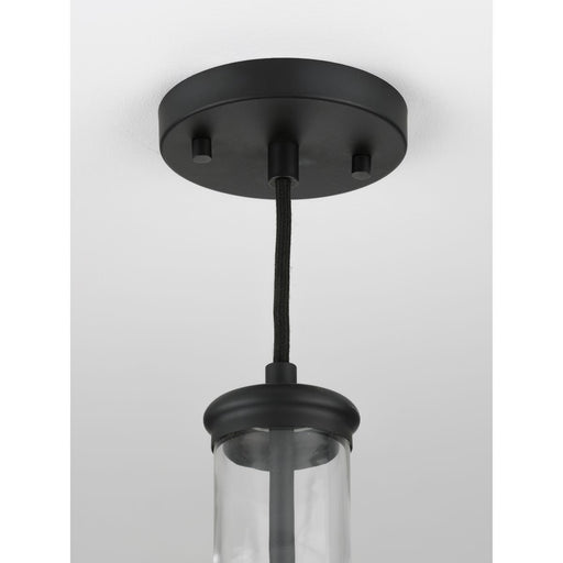 Progress Lighting Latrobe Collection Black One-Light Pendant (P500229-031)