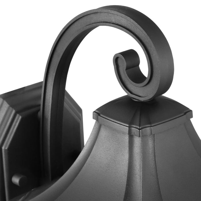 Progress Lighting Marquette Collection One-Light Medium Wall Lantern With Durashield (P560172-031)
