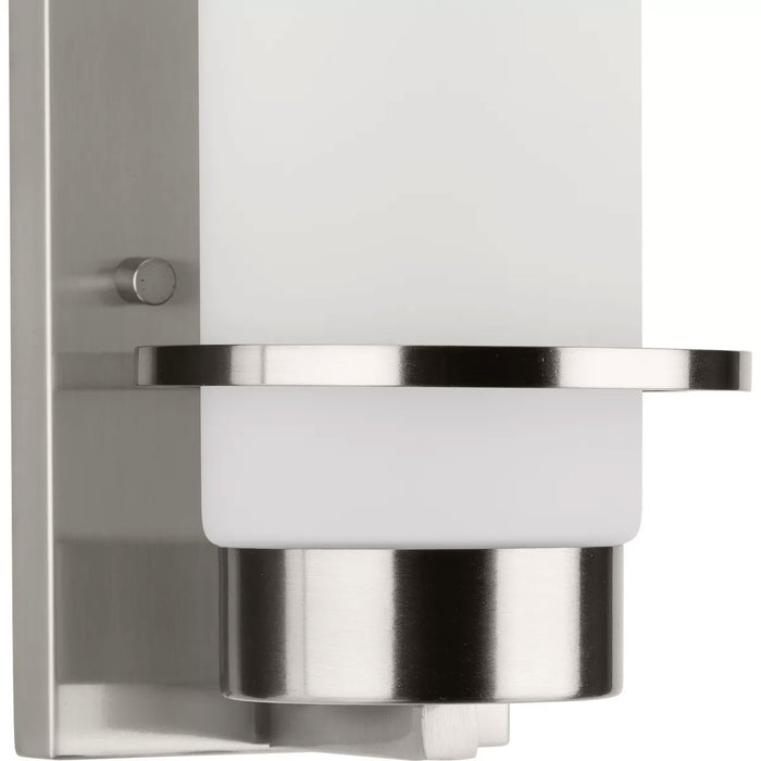 Progress Lighting Reiss Collection 100W One-Light Bath Fixture Brushed Nickel (P300413-009)