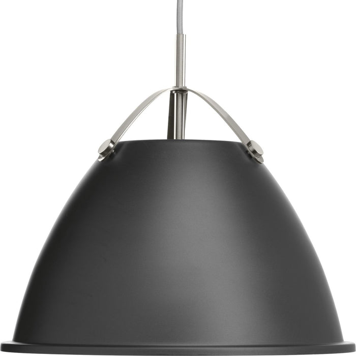 Progress Lighting Tre Collection One-Light Medium Pendant (P500052-143)