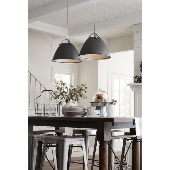 Progress Lighting Tre Collection One-Light Medium Pendant (P500052-143)