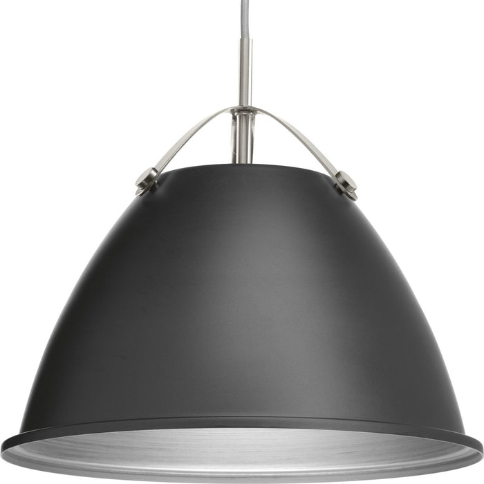 Progress Lighting Tre Collection One-Light Medium Pendant (P500052-143)