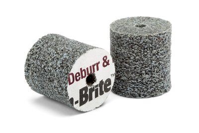 3M - 65017 Scotch-Brite Deburr And Finish Pro Unitized Wheel 1 Inch X 1 Inch X 3/16 Inch 6C Medium Plus (7100083512)