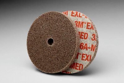 3M - 14067 Scotch-Brite EXL Unitized Wheel XL-UW 6A Medium 3 Inch X 1/4 Inch X 1/4 Inch (7000045935)