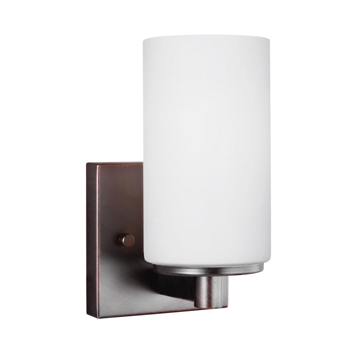 Generation Lighting Hettinger One Light Wall/Bath Sconce (4139101-710)