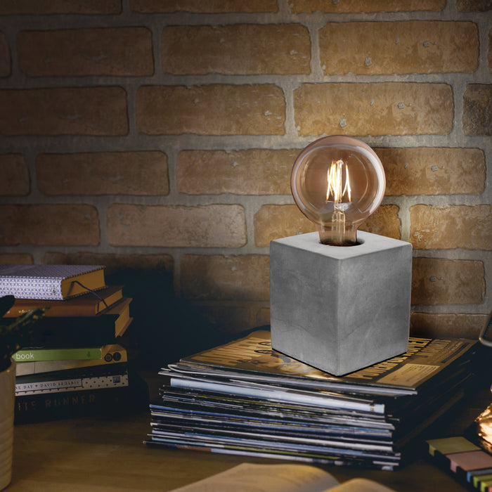 Feit Electric 3.5 Inch Cube Vintage Industrial Style Table Lamp Base With Clear ST19 Bulb 5.5W Vintage LED (CUBE1/ST19/CA)